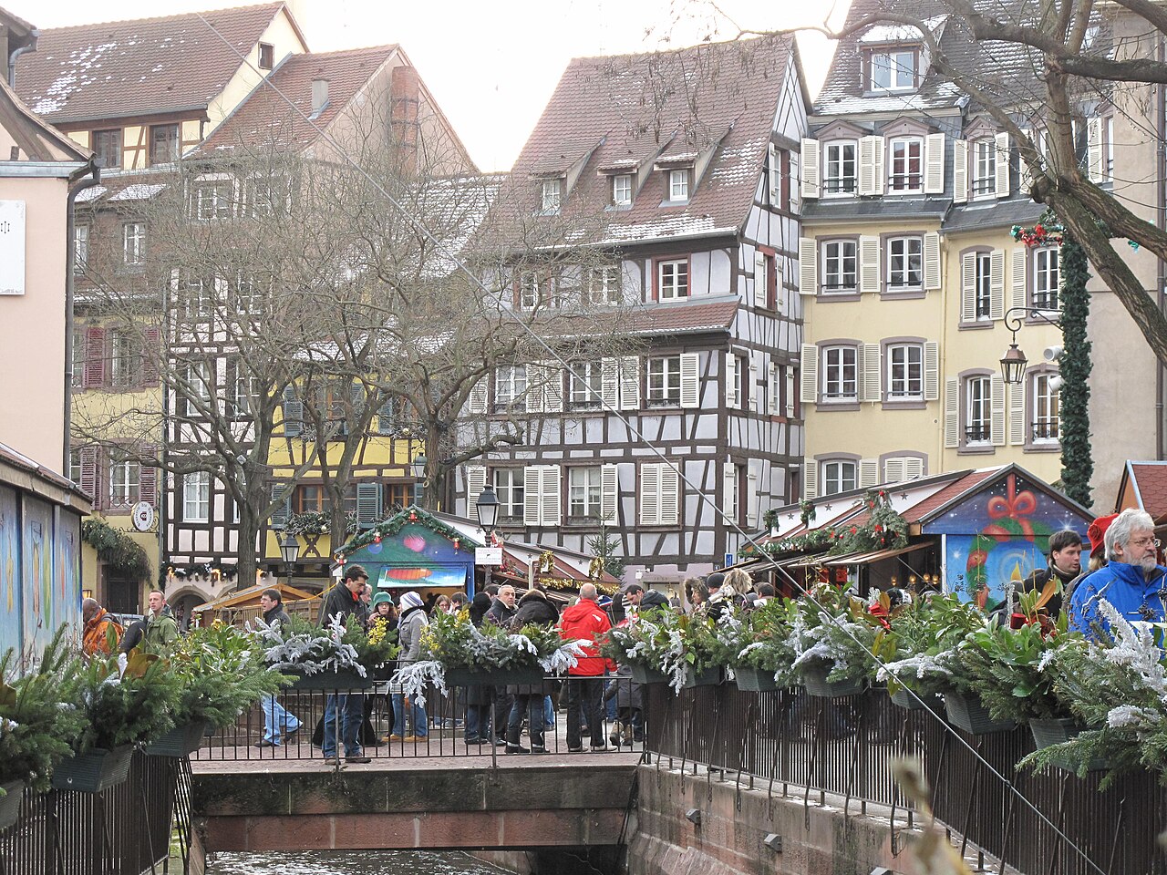 Christmas market at Place de l’Ancienne Douane, Colmar; archival photograph