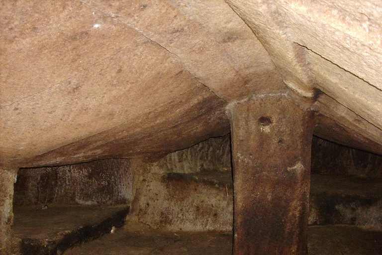 Foto: Bestattungstradition in der Vorgeschichte Sardiniens – die domus de janas
