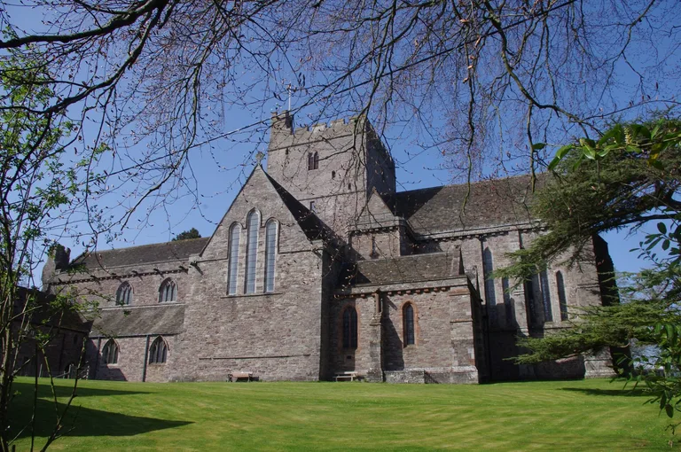 Foto: Kathedrale von Brecon