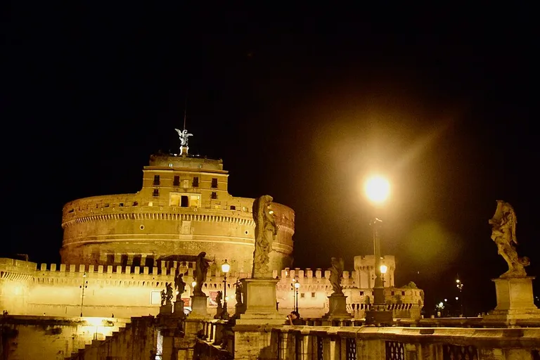 照片: 圣天使城堡国家博物馆（Museo Nazionale di Castel Sant'Angelo）