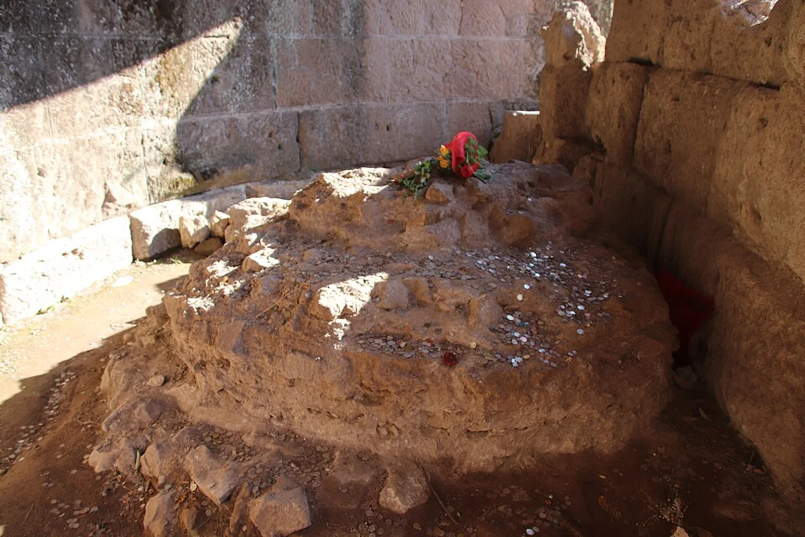 Foto: Tempio del Divo Giulio
