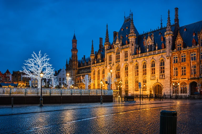 照片: 布鲁日市场圣诞集市（Kerstmarkt Markt Brugge）