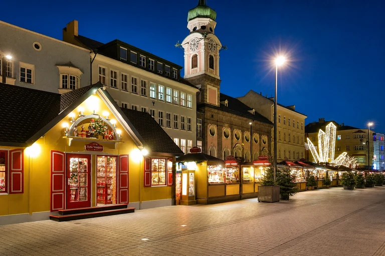 照片: Christkindlmarkt Maria-Theresien-Straße