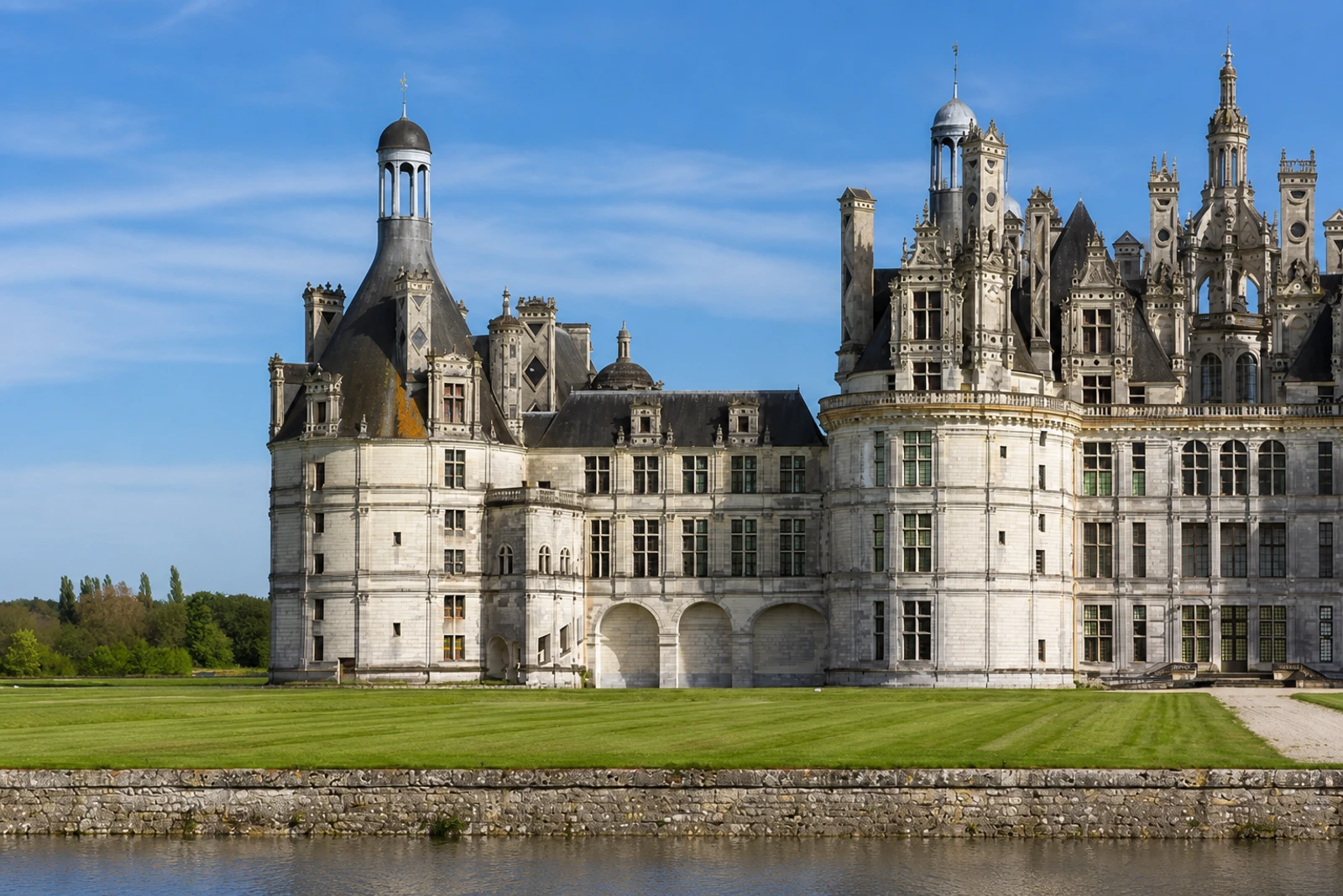 Foto: Das Loiretal zwischen Sully-sur-Loire und Chalonnes