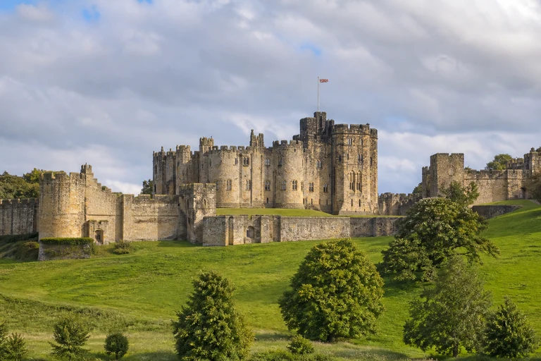 AI-generated editorial thumbnail of Alnwick Castle
