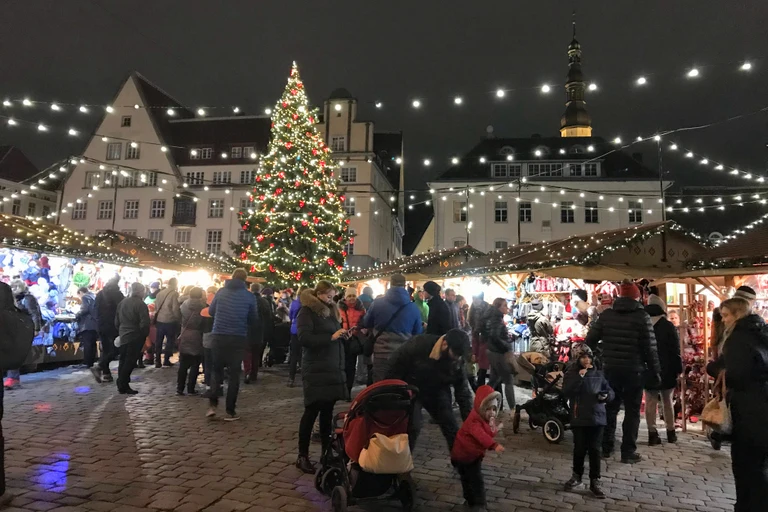 Foto: Tallinna jõuluturg Raekoja platsil