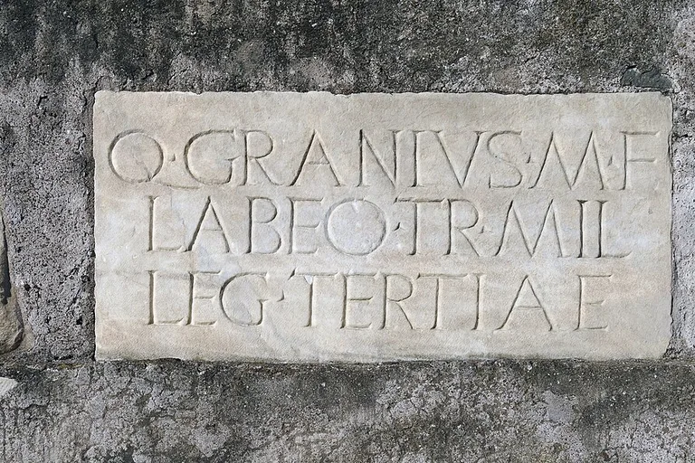 Mausoleo di Cecilia Metella